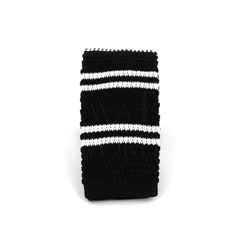 Corbata Punto Rayas Finas Negra