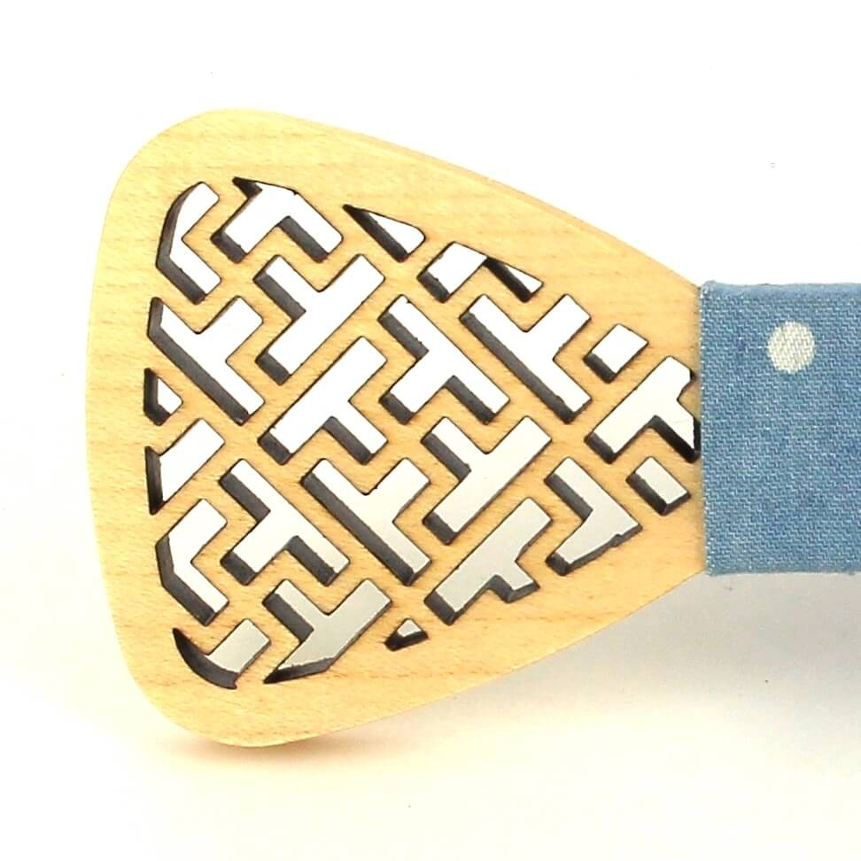 Pajarita Madera Hueca con Diseños