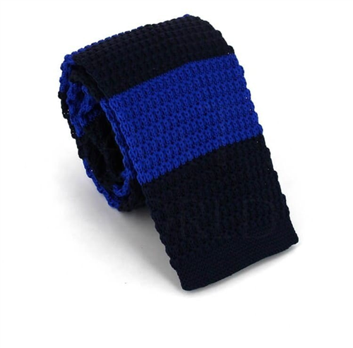 Krawatte mit Streifen in Blau und Dunkelblau