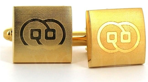 Goldene Laser-Manschettenknöpfe