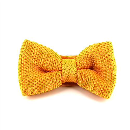 Goldene einfarbige Strickfliege