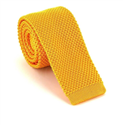 Goldene glatte Strickkrawatte