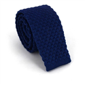 Glattstrick Krawatte mit Wellenmuster in Blau