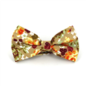 Fliege Blumen Beige